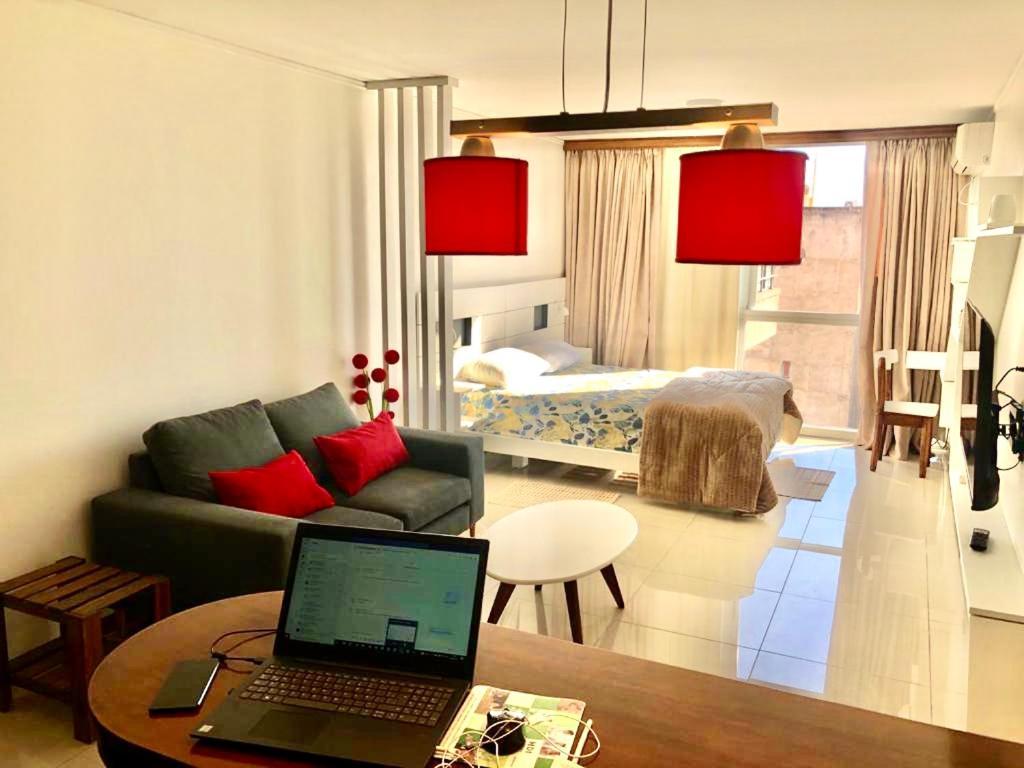 Estudio Garibaldi Mendoza Luaran gambar
